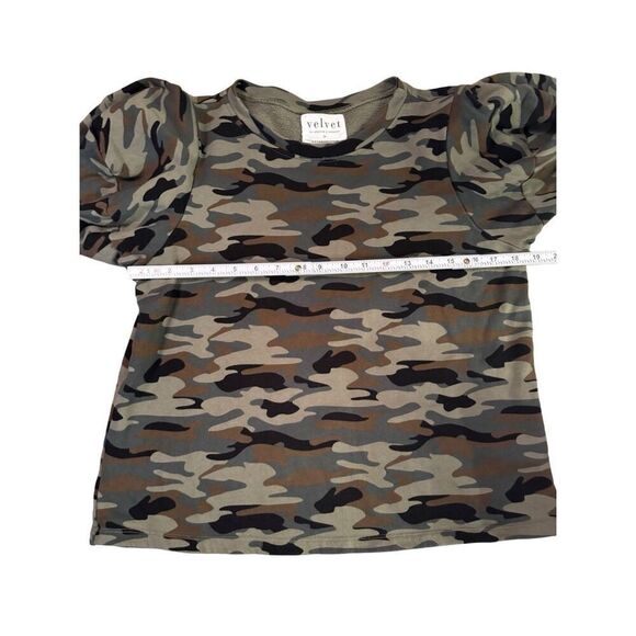 Velvet by Graham & Spencer for Anthropologie Camo Puff Sleeves Tee Shirt Sz M - Picture 7 of 9